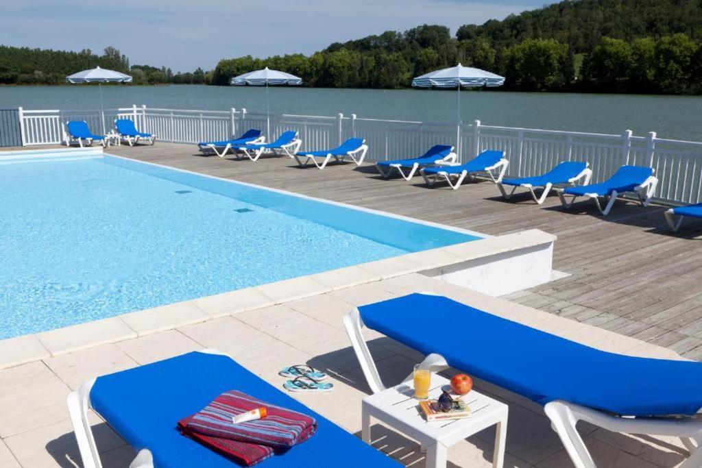 Résidence Pierre&Vacances Le Hameau du Lac Marciac Extérieur photo