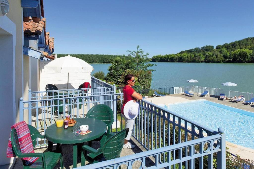 Résidence Pierre&Vacances Le Hameau du Lac Marciac Extérieur photo