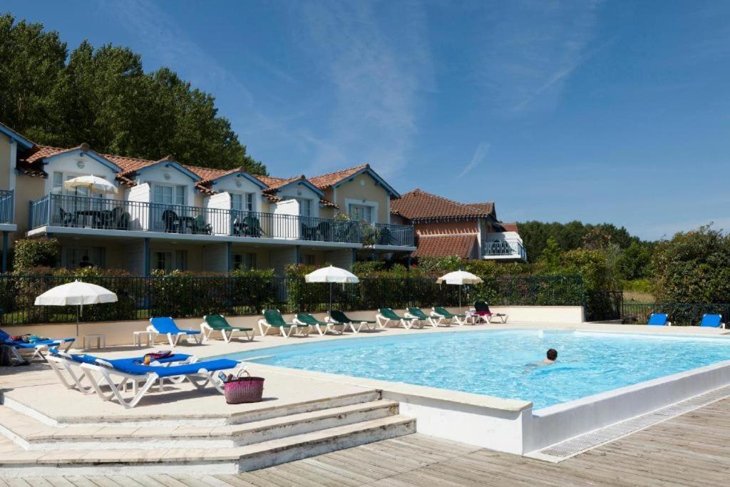 Résidence Pierre&Vacances Le Hameau du Lac Marciac Extérieur photo